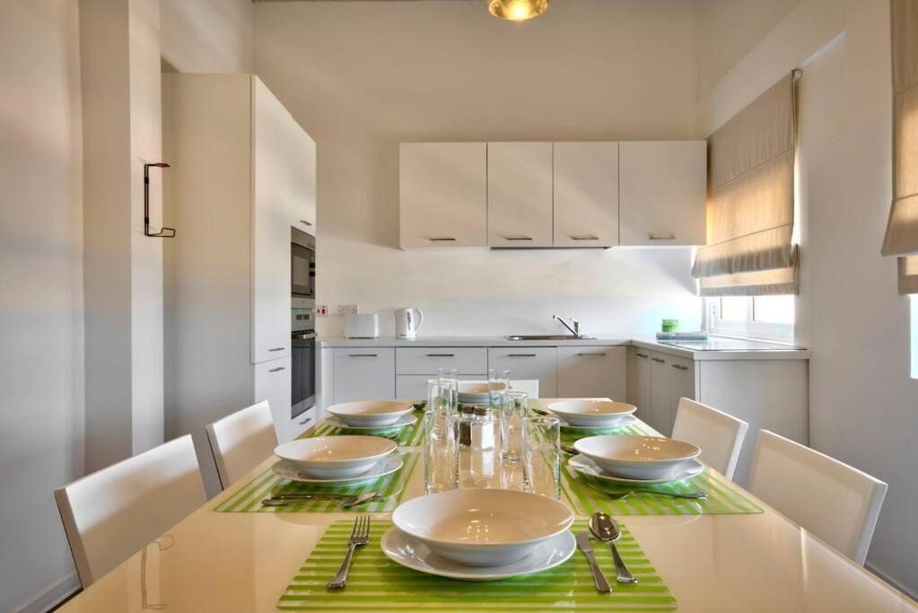 Vallettastay - Harbor View Gem -Sea View 2 Bed Apt Ngoại thất bức ảnh
