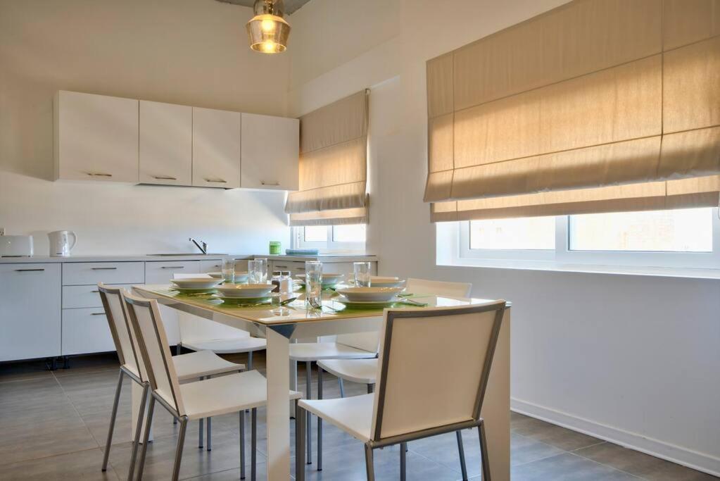 Vallettastay - Harbor View Gem -Sea View 2 Bed Apt Ngoại thất bức ảnh