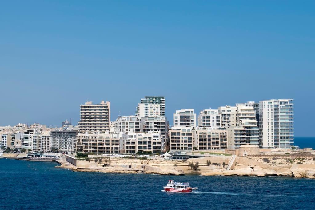 Vallettastay - Harbor View Gem -Sea View 2 Bed Apt Ngoại thất bức ảnh